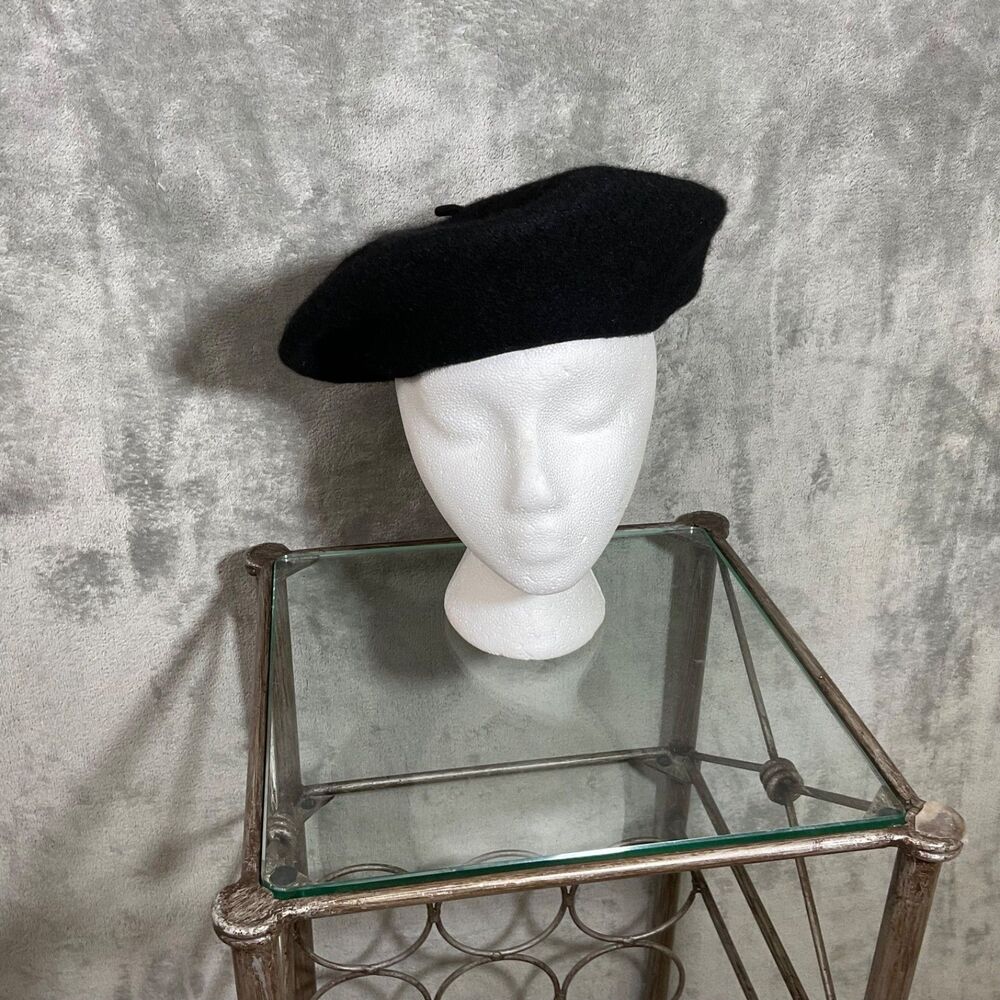 Wool Blend Beret Hat Women's One Size Black Amscan